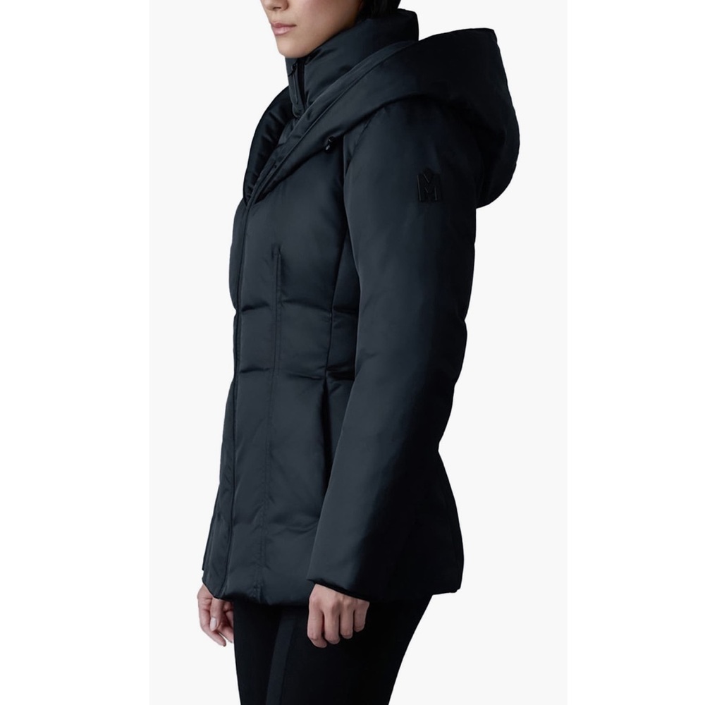 Mackage
Alana Tech Water Repellent 750 Fill Power Down Jacket, NEW - Picture 4 of 12